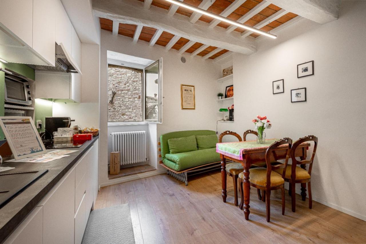 Dimora Casina Dell'Abbondanza Lägenhet Gubbio Exteriör bild